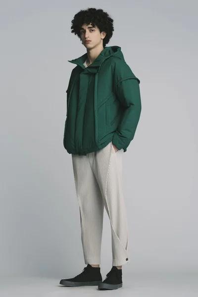 Look 3